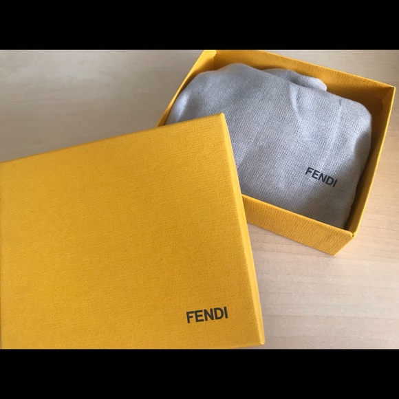Fendi Wallet NEW - Picture 7 of 7
